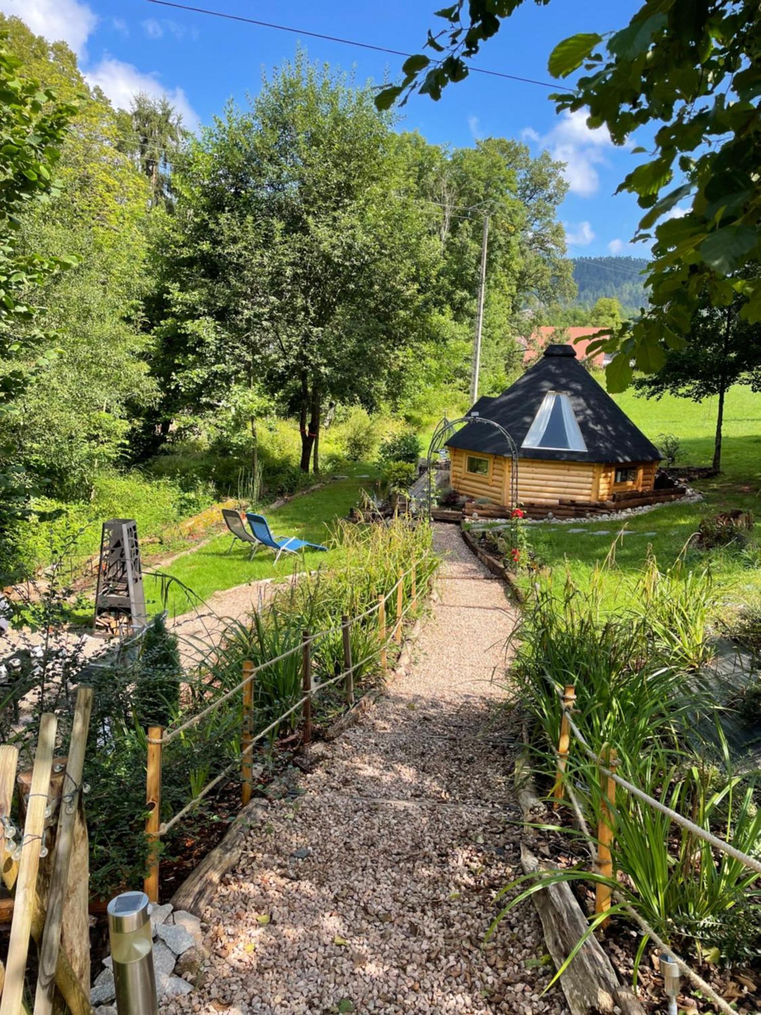 Cabane, Kota Desire Chalet *