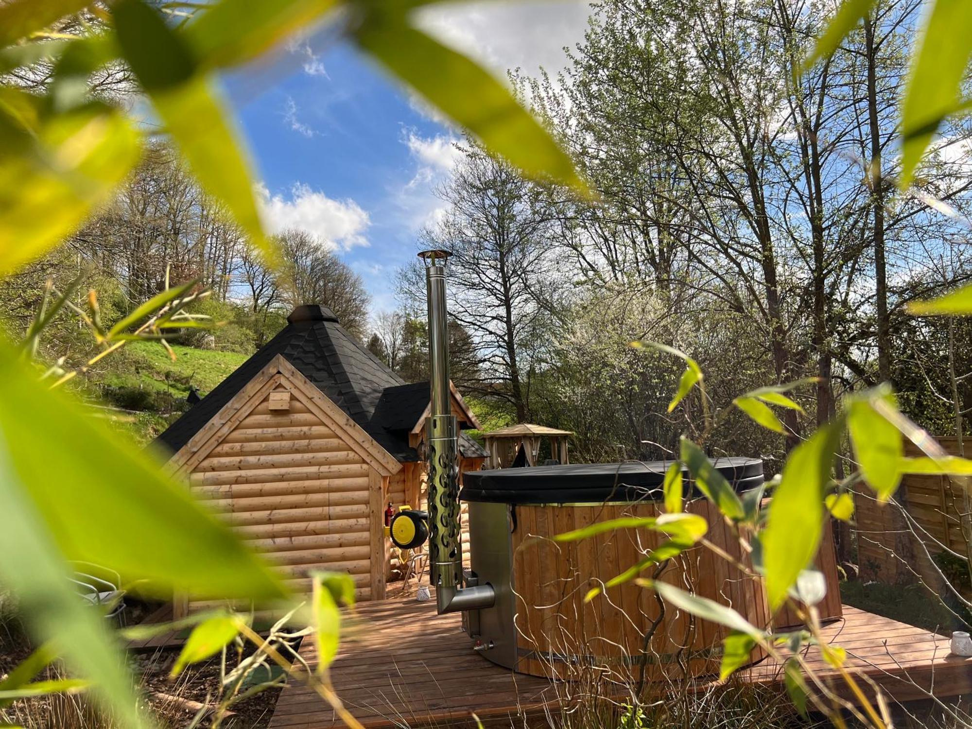Cabane, Kota Desire Chalet